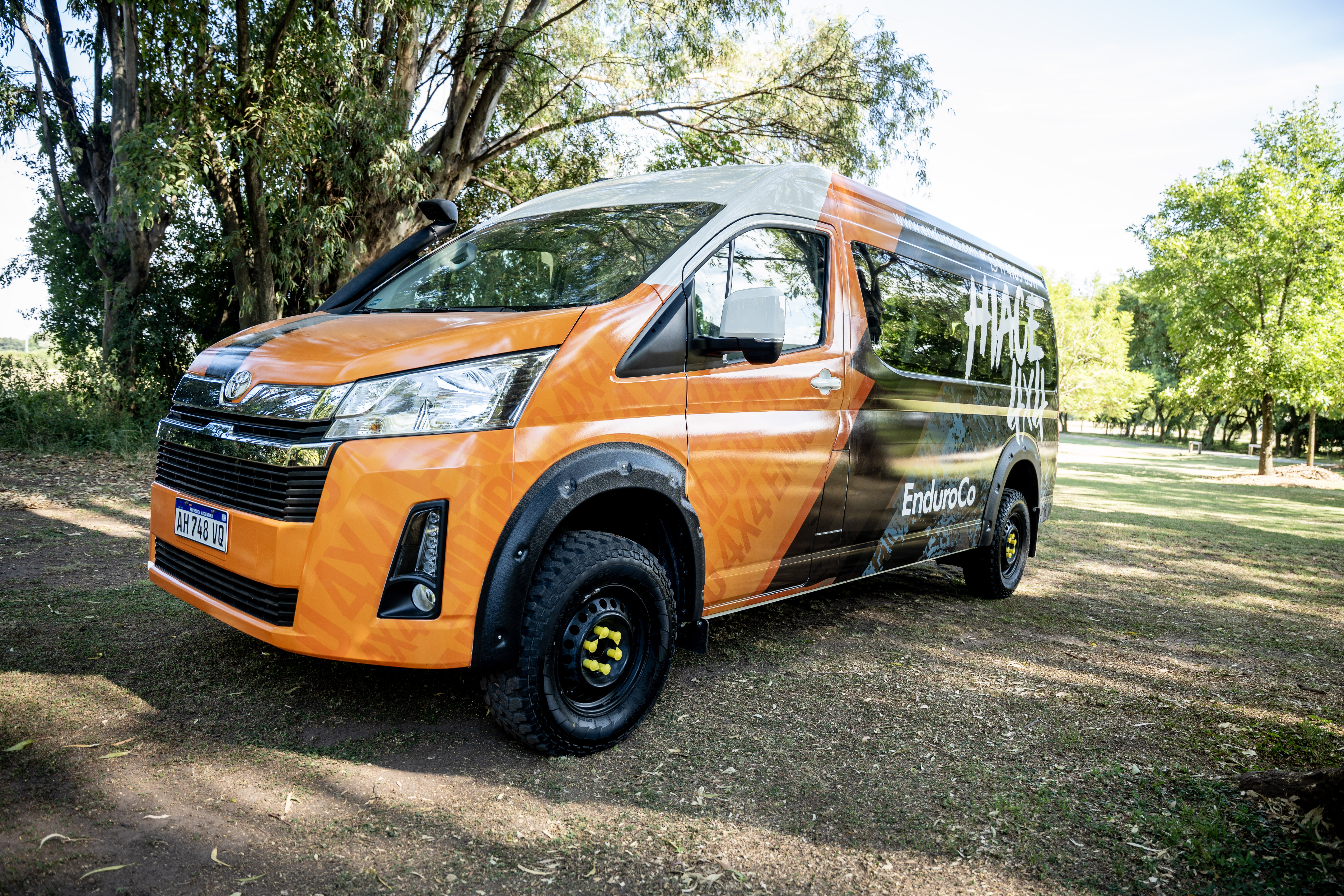 EnduroCo Hiace 4x4 en outback australiano